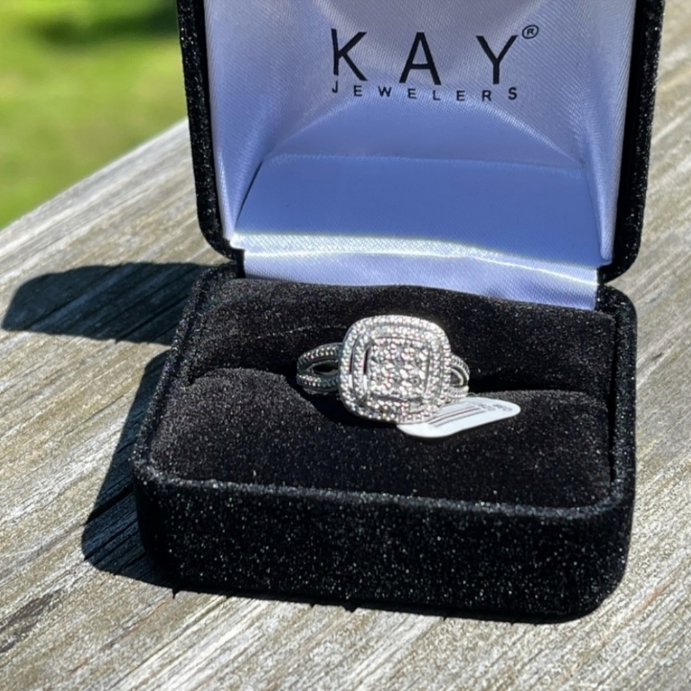 Genuine diamond 💎 Ring